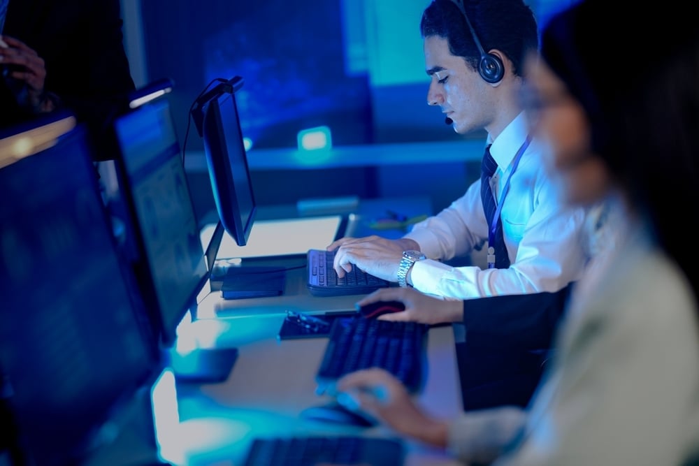 Cover Cloud vs On-Premise: Analisi Costi-Benefici per il Contact Center 2026